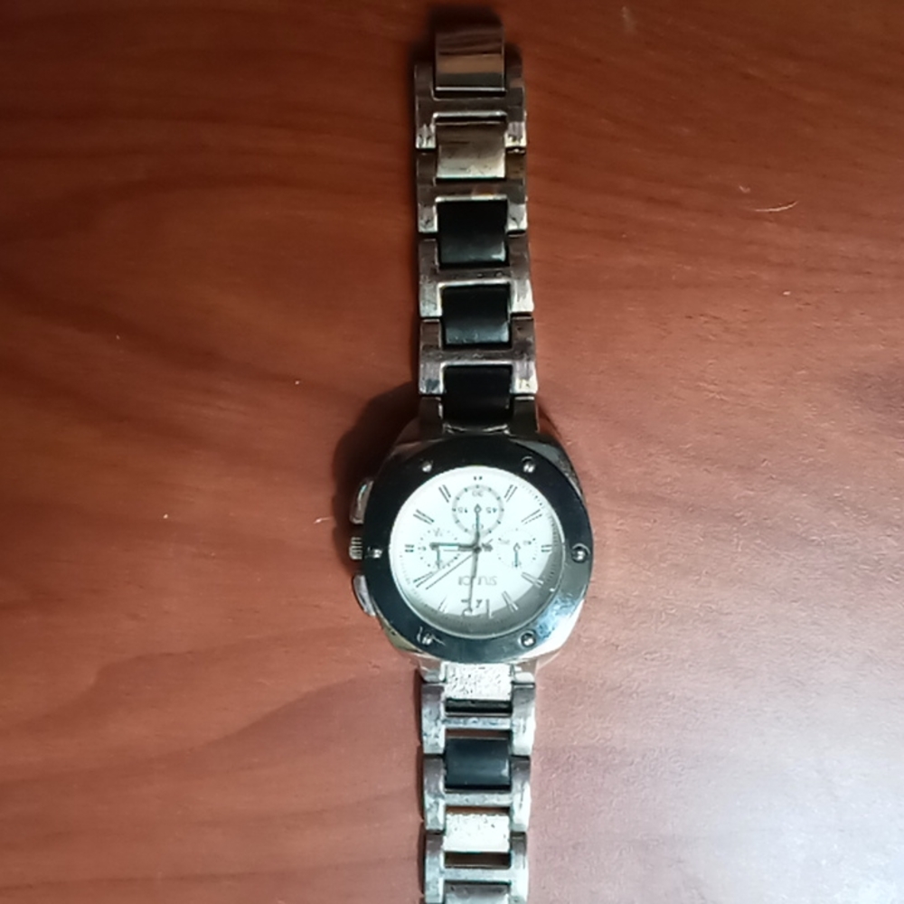 Studio Time watch - Picture 2 of 2